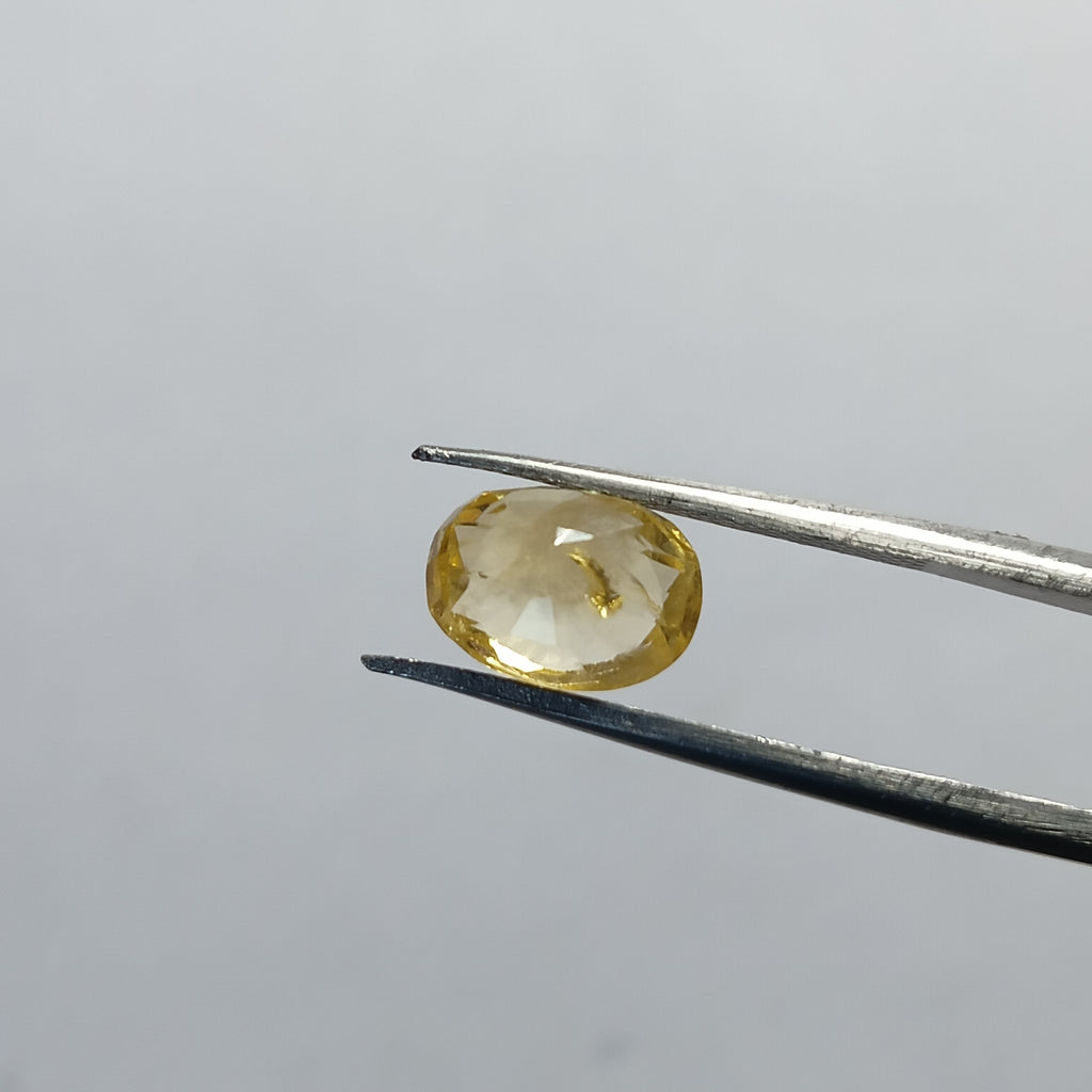 Natural Sri Lankan Ceylon Yellow Sapphire (Pukhraj) – 3.4 Carats | Certified Unheated Gemstone | IIG CERTIFIED