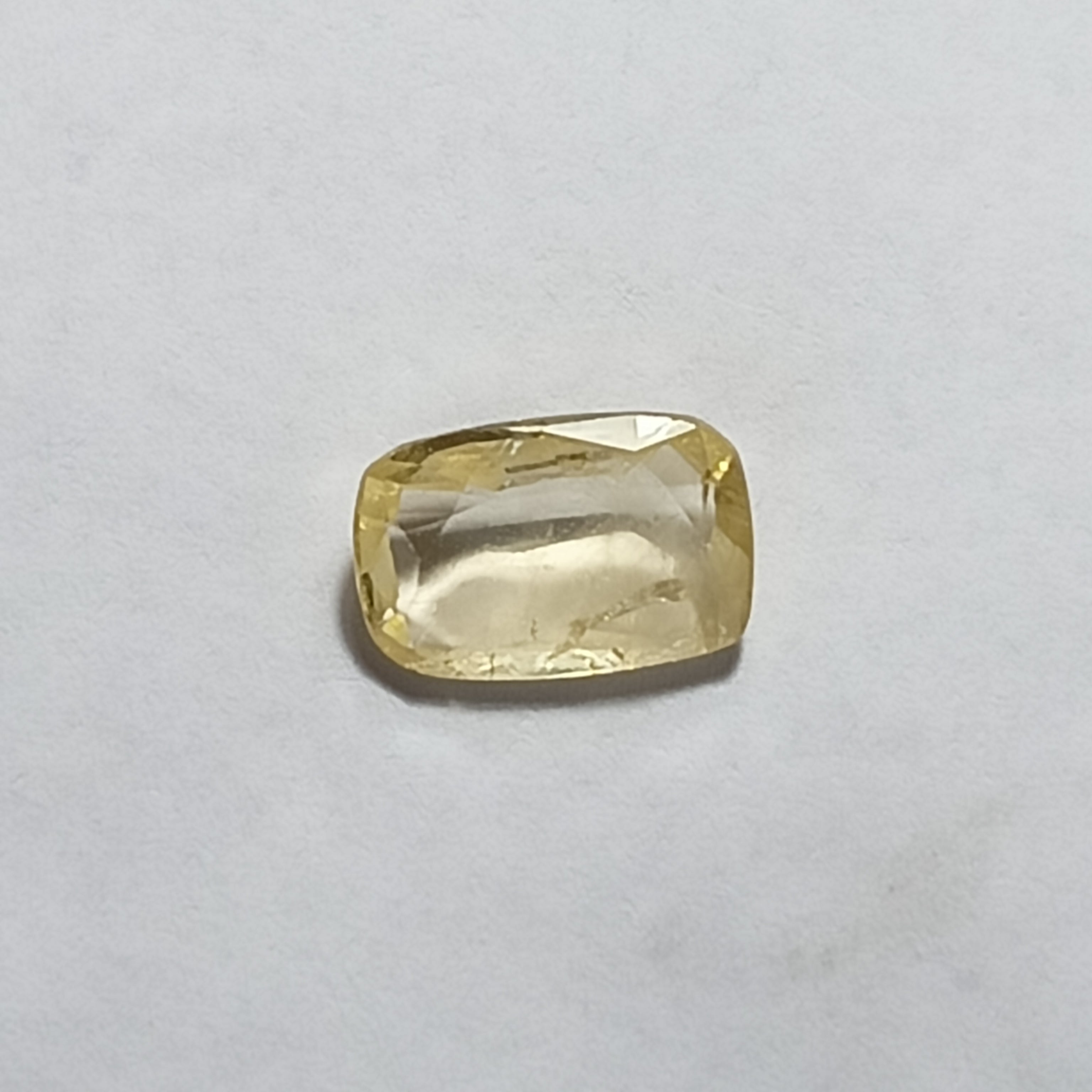 Natural Sri Lankan Ceylon Yellow Sapphire (Pukhraj) – 2.7 Carats | Certified Unheated Gemstone