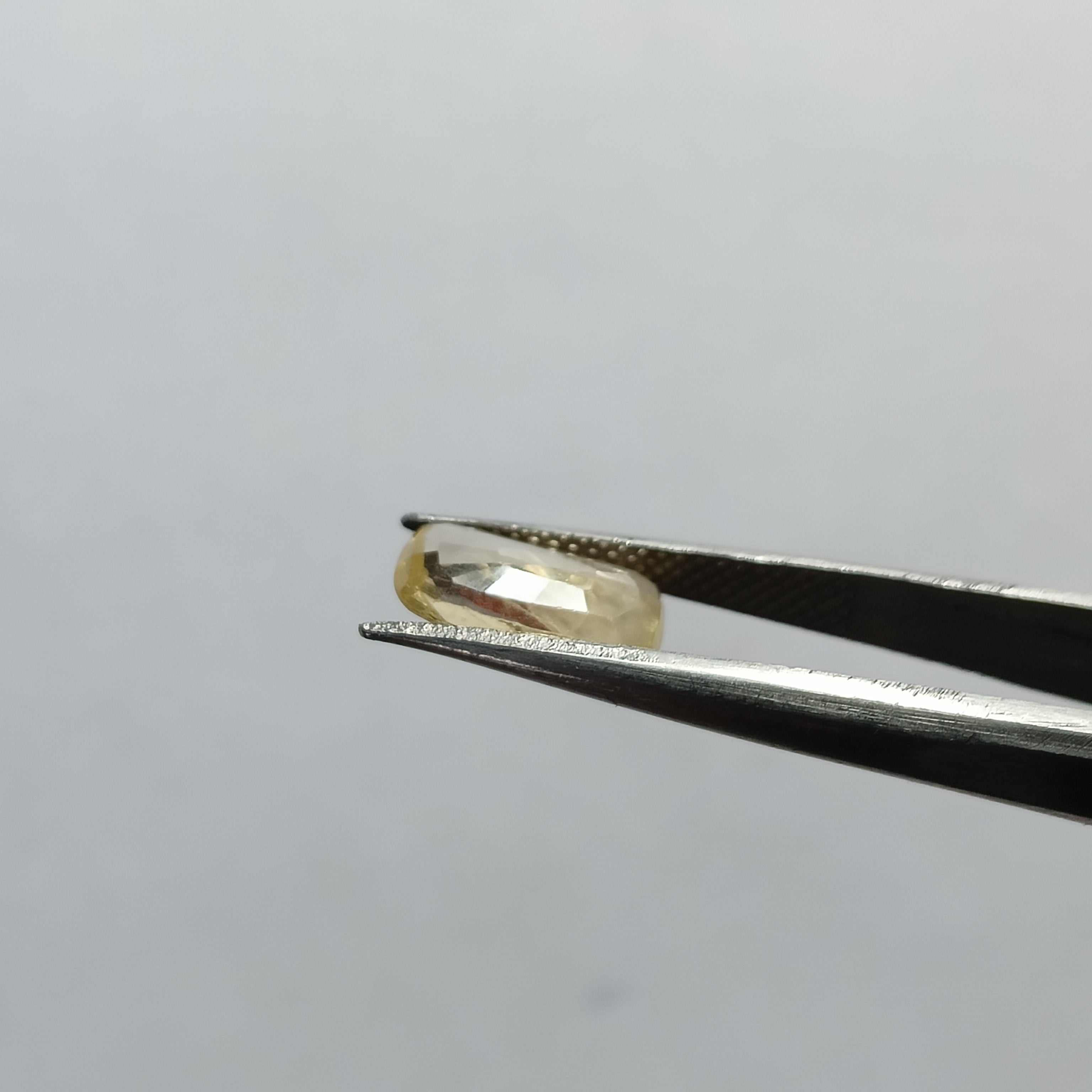 Natural Sri Lankan Ceylon Yellow Sapphire (Pukhraj) – 2.7 Carats | Certified Unheated Gemstone