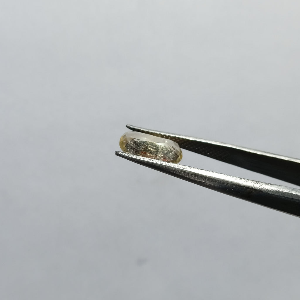 Natural Sri Lankan Ceylon Yellow Sapphire (Pukhraj) – 2.3 Carats | Certified Unheated Gemstone