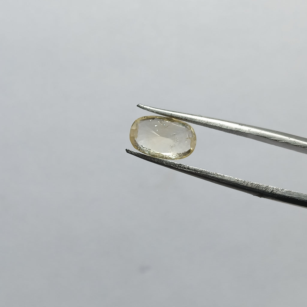 Natural Sri Lankan Ceylon Yellow Sapphire (Pukhraj) – 2.3 Carats | Certified Unheated Gemstone