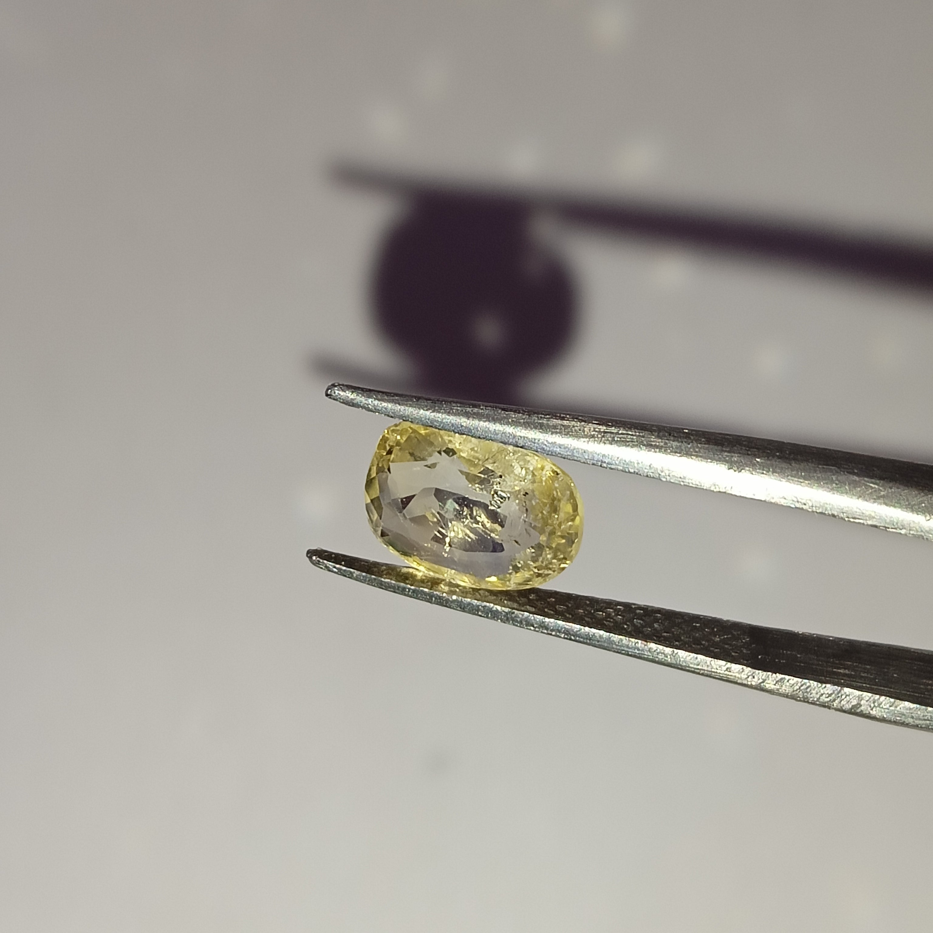 Natural Sri Lankan Ceylon Yellow Sapphire (Pukhraj) – 2.6 Carats | Certified Premium Gemstone