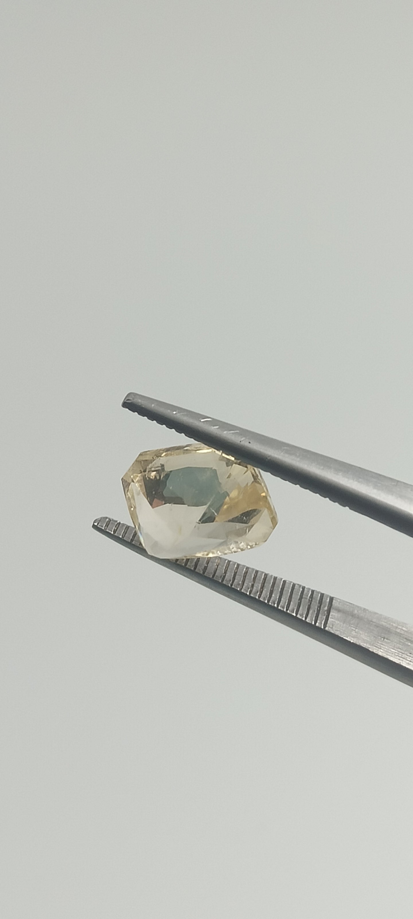 Natural Yellow Sapphire (Pukhraj) – 3.00 Cts | Sri Lankan Gemstone | Unheated & Certified | Top Quality