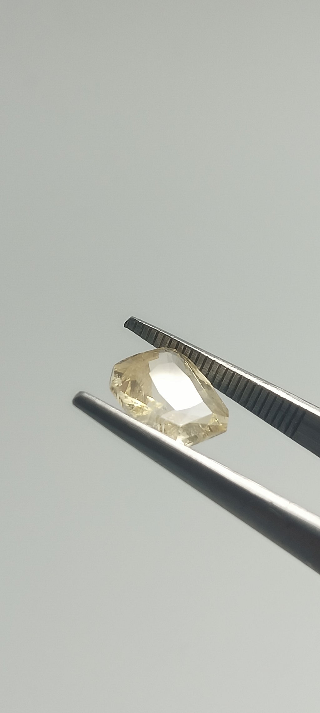 Natural Yellow Sapphire (Pukhraj) – 3.00 Cts | Sri Lankan Gemstone | Unheated & Certified | Top Quality