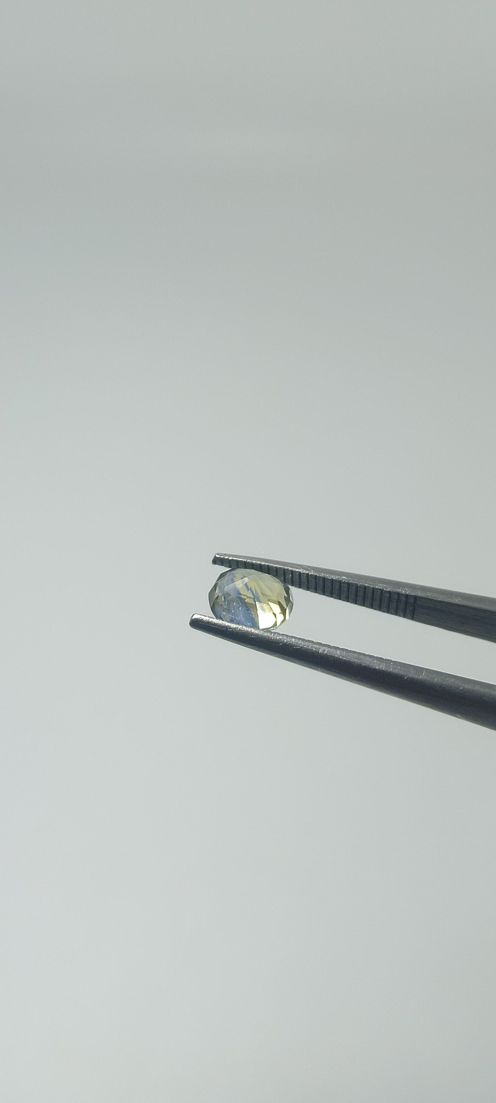 Natural Bi-Colour Sapphire (Pitambari) – 1.25 Cts | Yellow & Blue Sapphire | Sri Lankan Gem | Top Quality | Certified