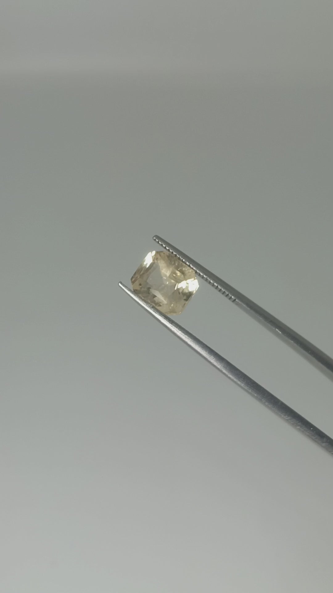 Natural Yellow Sapphire (Pukhraj) – 3.00 Cts | Sri Lankan Gemstone | Unheated & Certified | Top Quality